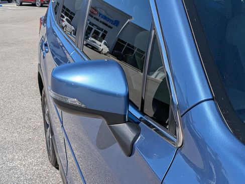 Used 2020 Subaru Forester Limited image 12