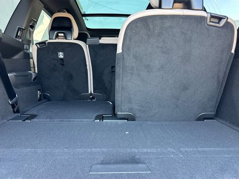 New 2026 Volvo XC90 B5 Core w/ Protection Package image 15