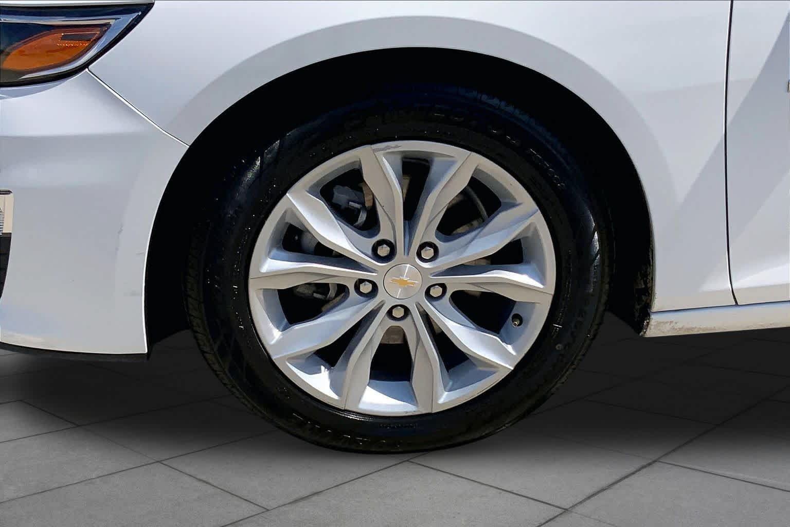 Used 2024 Chevrolet Malibu LT FWD image 10