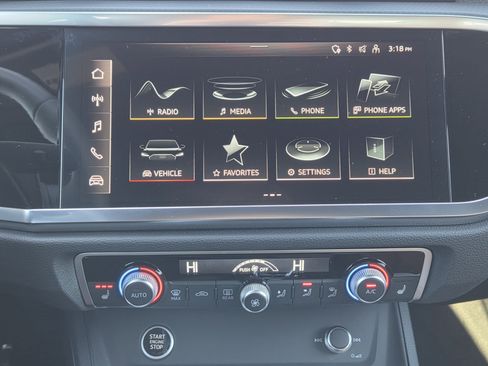 Certified 2025 Audi Q3 2.0T Premium w/ Convenience Package image 12