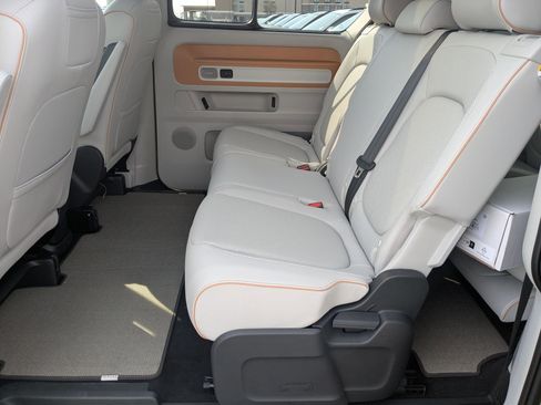 New 2025 Volkswagen ID. Buzz 1st Edition image 26