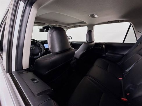 Used 2021 Toyota 4Runner TRD Off-Road Premium image 10