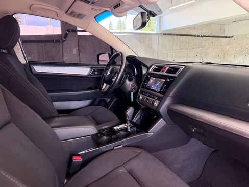 Used 2016 Subaru Legacy 2.5i Premium AWD/4WD image 23