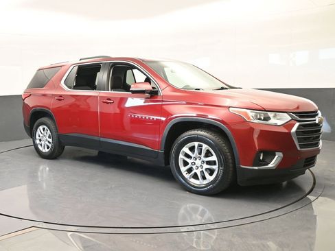Used 2018 Chevrolet Traverse LT image 8