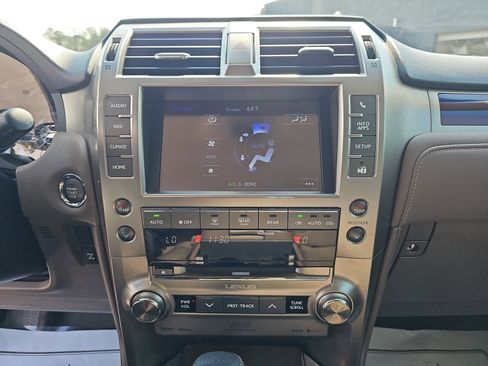 Used 2019 Lexus GX 460 Luxury image 26