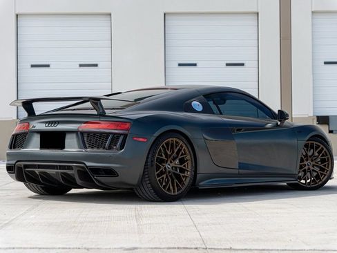 Used 2017 Audi R8 V10 plus w/ 20" Wheel Package AWD/4WD image 5