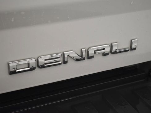 Used 2016 GMC Sierra 1500 Denali w/ Enhanced Driver Alert Package image 17