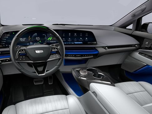 New 2025 Cadillac Optiq Sport 2 w/ LPO, Floor Liner Package AWD/4WD image 41