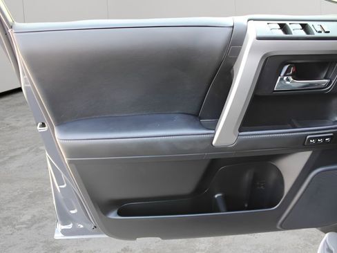 Certified 2024 Toyota 4Runner Limited AWD/4WD image 21