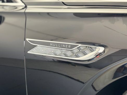 New 2025 Bentley Flying Spur Plug-In Hybrid image 36
