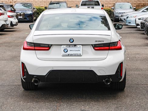 New 2026 BMW 330i Sedan w/ M Sport Package RWD image 5