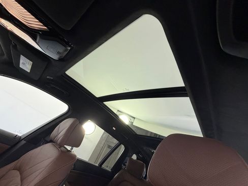 Used 2026 BMW X7 xDrive40i image 14