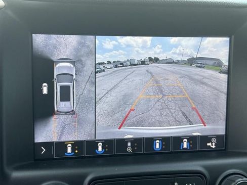 Used 2020 GMC Terrain Denali w/ Denali Premium Package FWD image 20