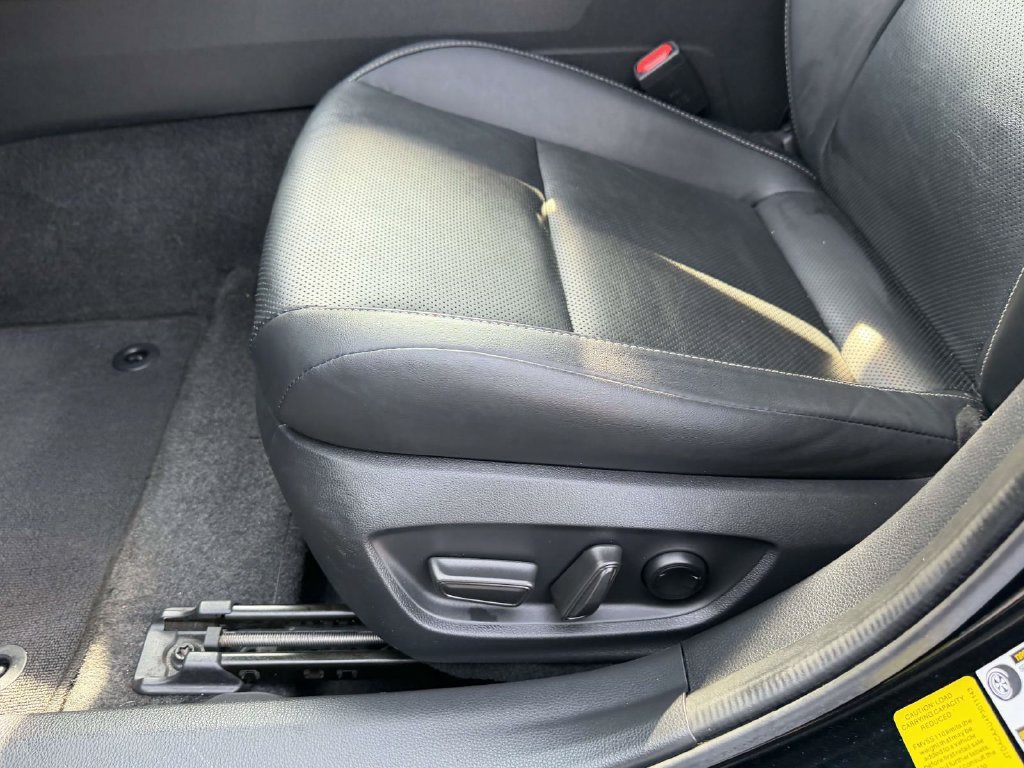 Certified 2023 Toyota Prius XLE FWD image 17