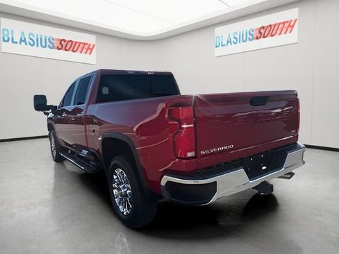 Used 2026 Chevrolet Silverado 2500 LTZ w/ LTZ Convenience Package AWD/4WD image 6