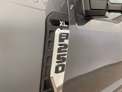 New 2026 Ford F250 XL w/ XL Chrome Package image 8