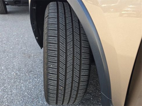 Certified 2019 Buick Encore Preferred w/ Safety Package image 29