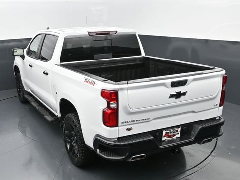 Used 2024 Chevrolet Silverado 1500 LT Trail Boss w/ Convenience Package II AWD/4WD image 29