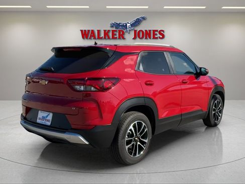 Used 2026 Chevrolet TrailBlazer LT w/ Convenience Package image 3