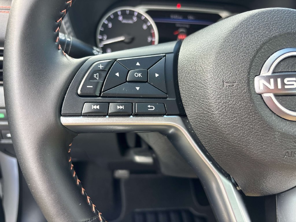 Used 2025 Nissan Sentra SR w/ Trunk Package FWD image 20