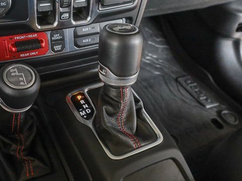 Used 2021 Jeep Wrangler Unlimited Rubicon image 23