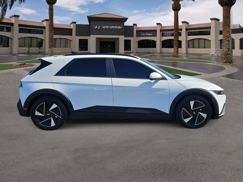 Certified 2025 Hyundai Ioniq 5 SEL RWD image 9