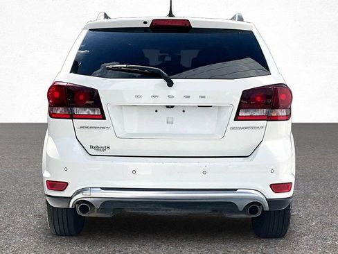 Used 2017 Dodge Journey Crossroad w/ Popular Equipment Group FWD image 6