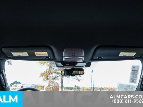 Used 2025 Nissan Armada SL w/ Captain's Chari Seat Package image 53