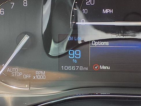 Used 2018 Cadillac XT5 FWD image 25