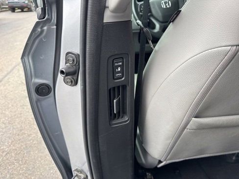 Used 2024 Honda Odyssey EX-L image 7