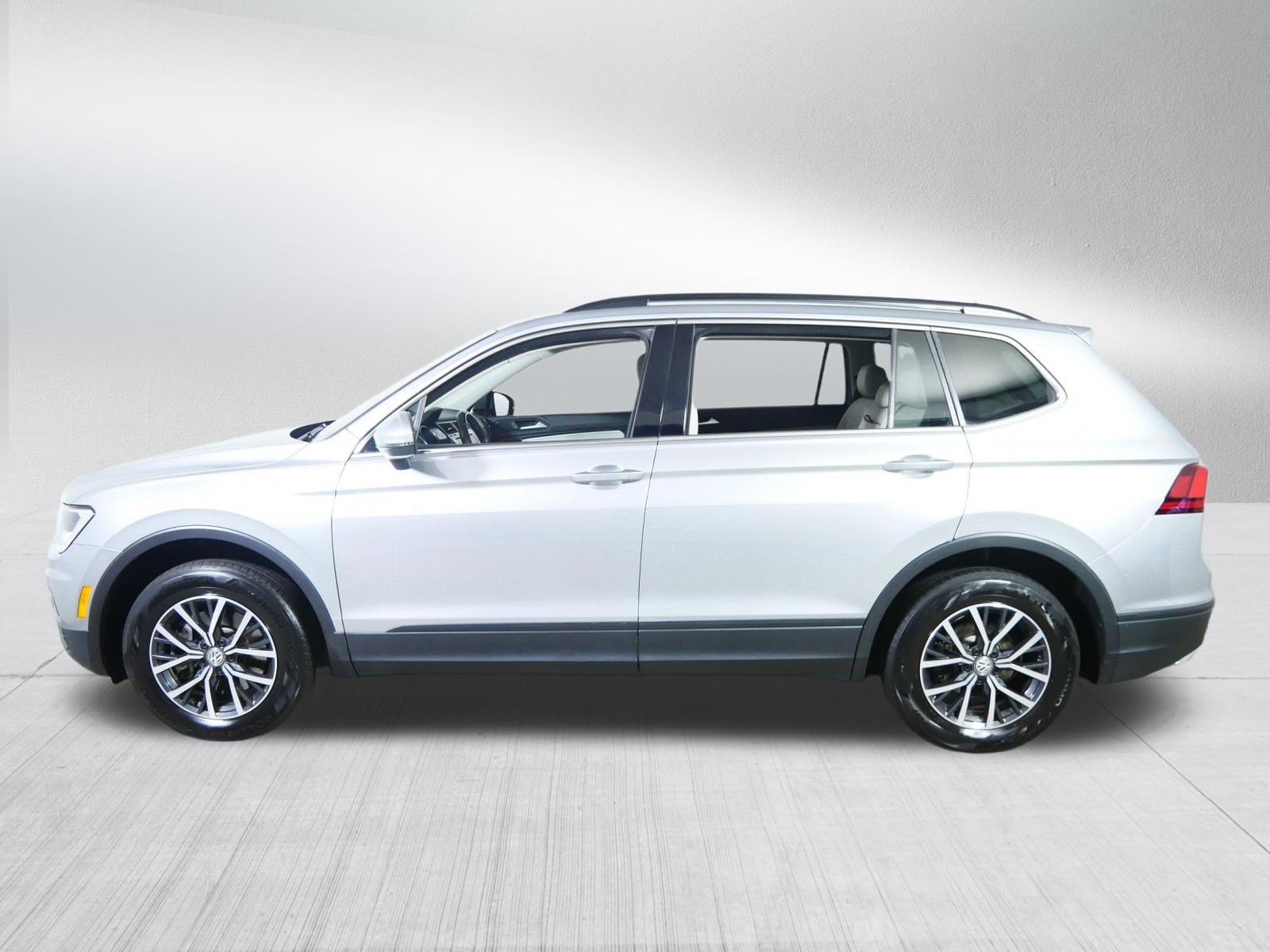 Used 2019 Volkswagen Tiguan SE AWD/4WD image 4