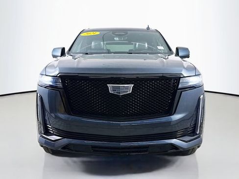 Used 2021 Cadillac Escalade Sport Platinum image 2