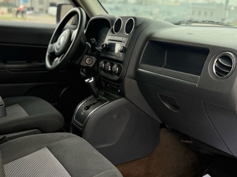 Used 2015 Jeep Patriot Sport w/ Power Value Group image 10