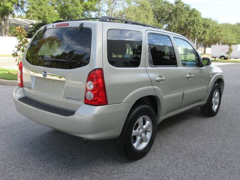 Used 2005 MAZDA Tribute s w/ Package 2 image 5