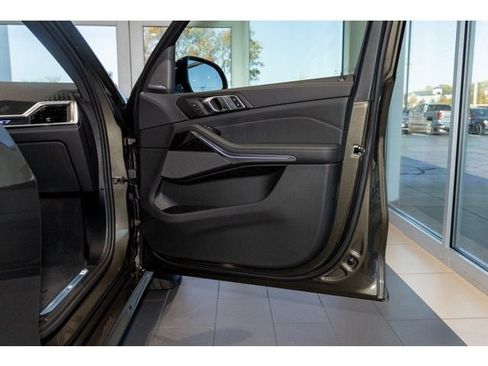 New 2026 BMW X7 xDrive40i w/ M Sport Package image 64
