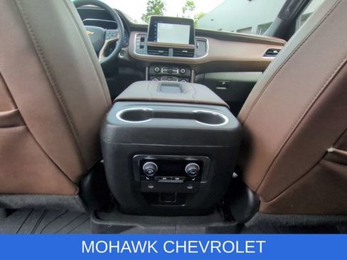 Used 2024 Chevrolet Tahoe High Country AWD/4WD image 22