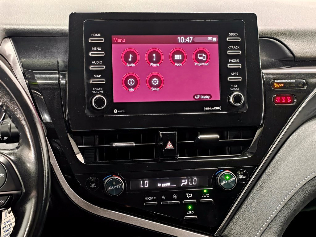 Used 2023 Toyota Camry SE FWD image 6