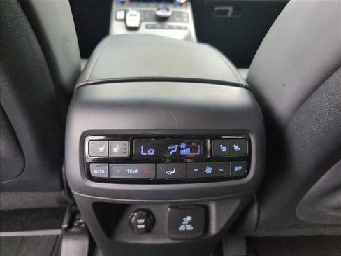Certified 2024 Hyundai Palisade SEL w/ Premium Package FWD image 20