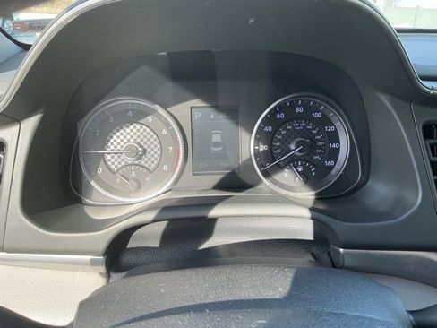 Used 2020 Hyundai Elantra SEL image 25