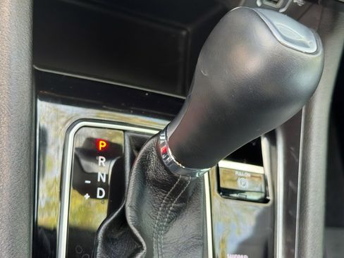 Used 2025 Jeep Compass Latitude image 31