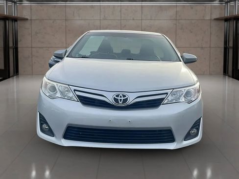 Used 2012 Toyota Camry LE image 7