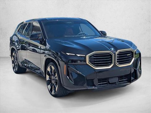 Used 2023 BMW XM AWD/4WD image 3