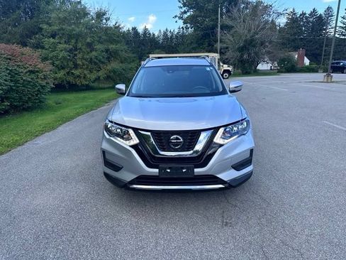 Used 2020 Nissan Rogue SV AWD/4WD image 8