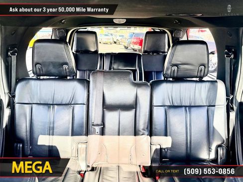 Used 2016 Lincoln Navigator Select image 21