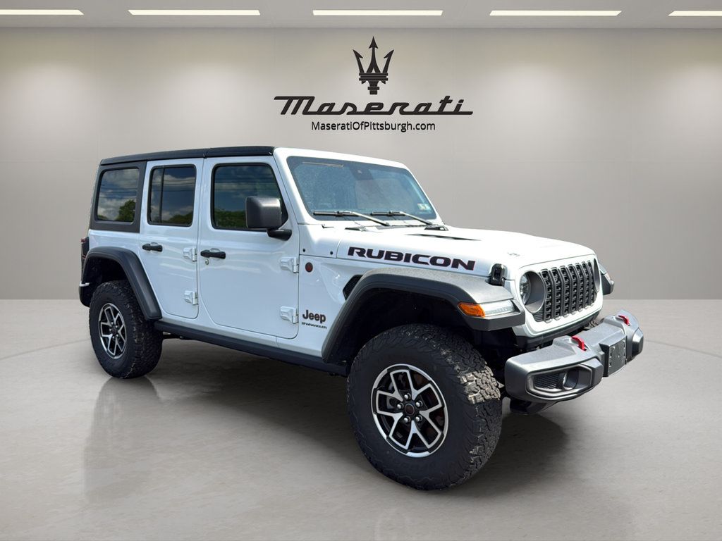 Used 2025 Jeep Wrangler Unlimited Rubicon AWD/4WD image 3