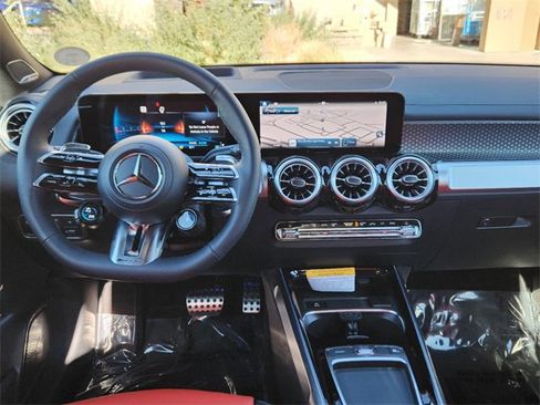 New 2025 Mercedes-Benz GLB 35 AMG 4MATIC image 10