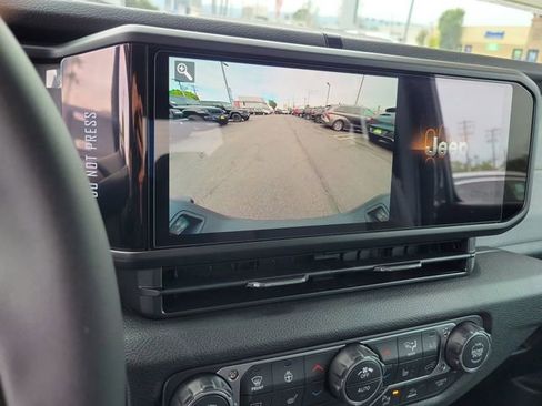 New 2026 Jeep Gladiator Sport image 23