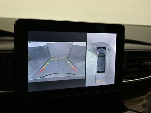 Certified 2023 Ford Explorer Limited w/ Equipment Group 301A image 20