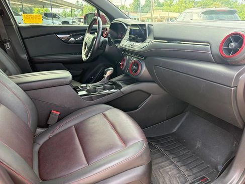 Used 2021 Chevrolet Blazer RS w/ Enhanced Convenience Package FWD image 22