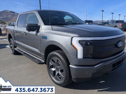 New 2025 Ford F150 Lightning Flash